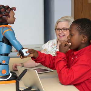 Robot sẽ thay thế giáo viên, hàng loạt thầy cô mất việc?
